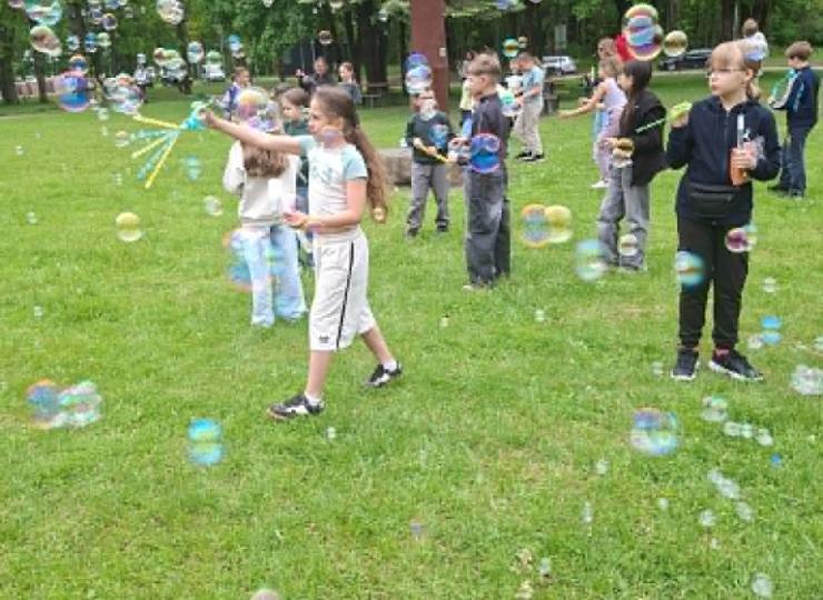Gegužė – mėnuo be tabako  „Ąžuolyno“ progimnazijoje 