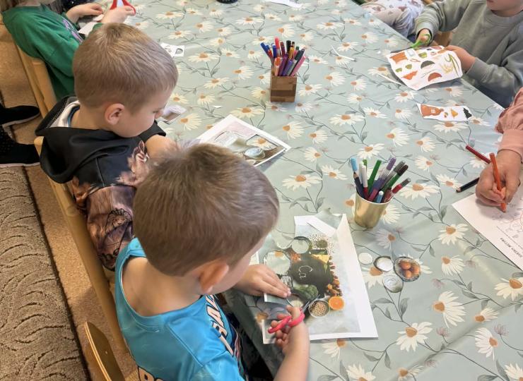 Pamokėlė „Sveika – Nesveika“ Semeliškių vaikų darželyje „Gandriukas“