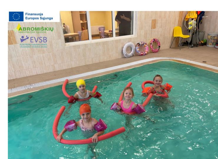 Korekcinės gimnastikos ir kineziterapijos užsiėmimai vandenyje