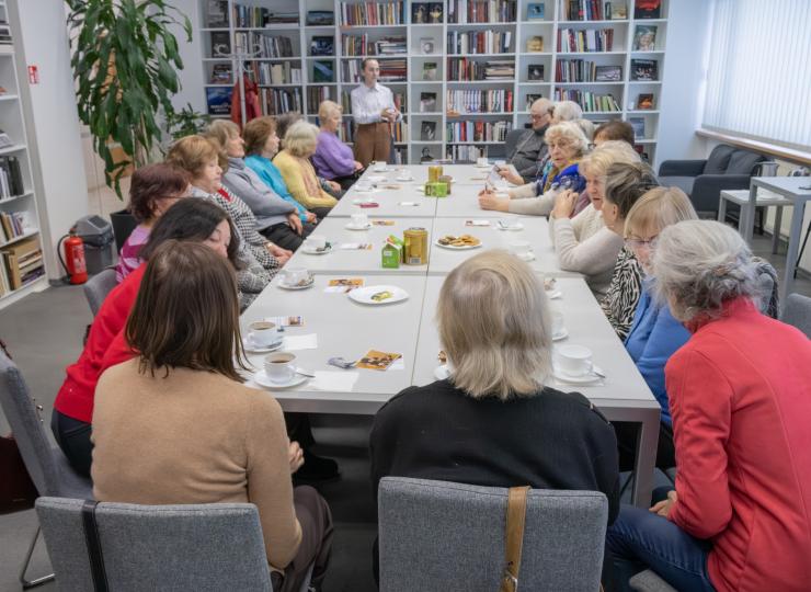 Penktadienio „Spauda su kava“