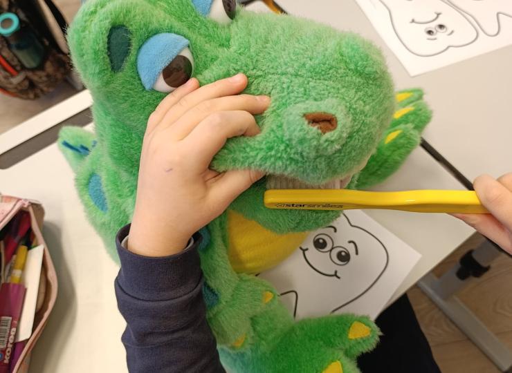 „Sveiki dantukai-graži šypsena“ Vievio Jurgio Milančiaus pradinėje mokykloje