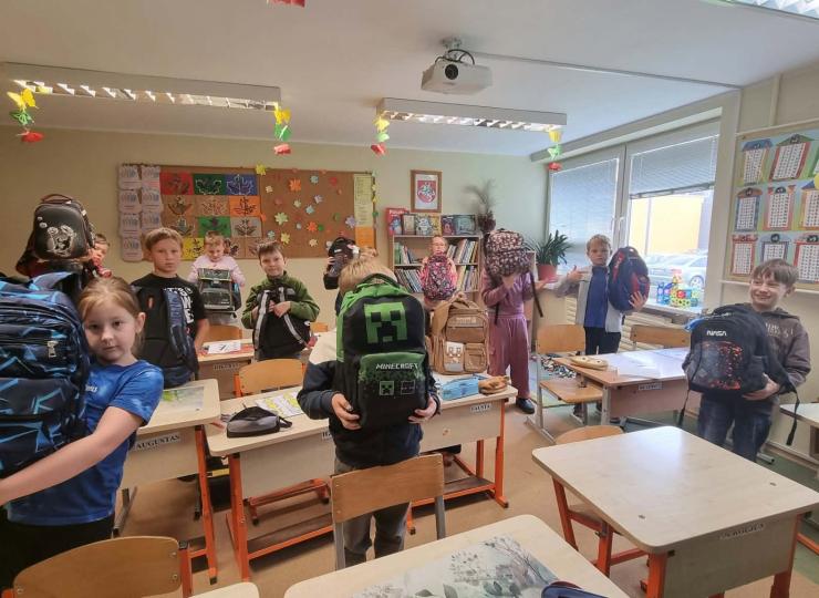Kietaviškių progimnazijoje akcija : Ar mano kuprinė ne per sunki?