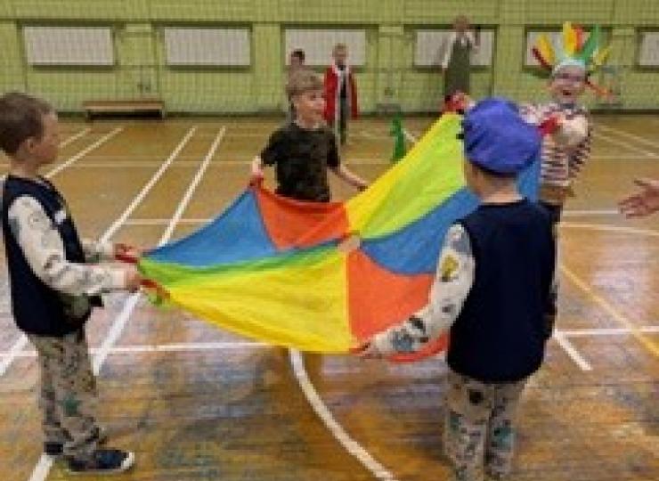 „Personažo diena“ mokykloje – aktyvumas, bendrystė ir geros emocijos