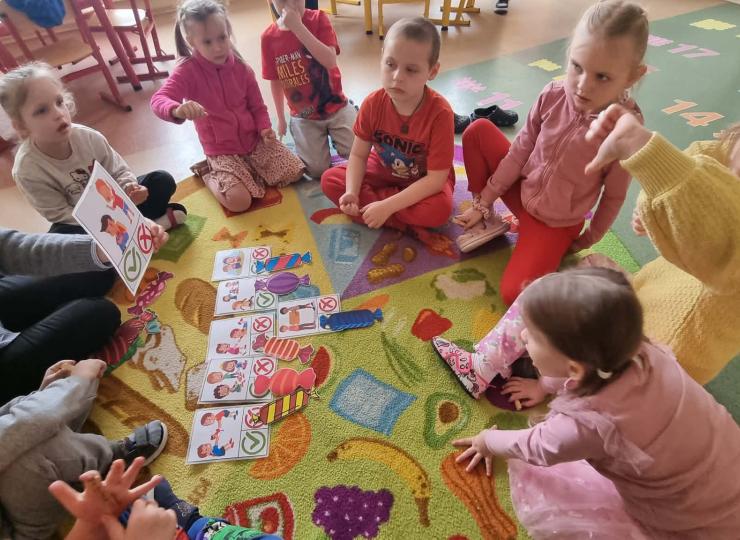 Elektrėnų savivaldybės Kietaviškių progimnazijoje patyčių prevencijos užsiėmimai mažiausiems „Augu draugiškas: žaidžiame, mokomės, suprantame“